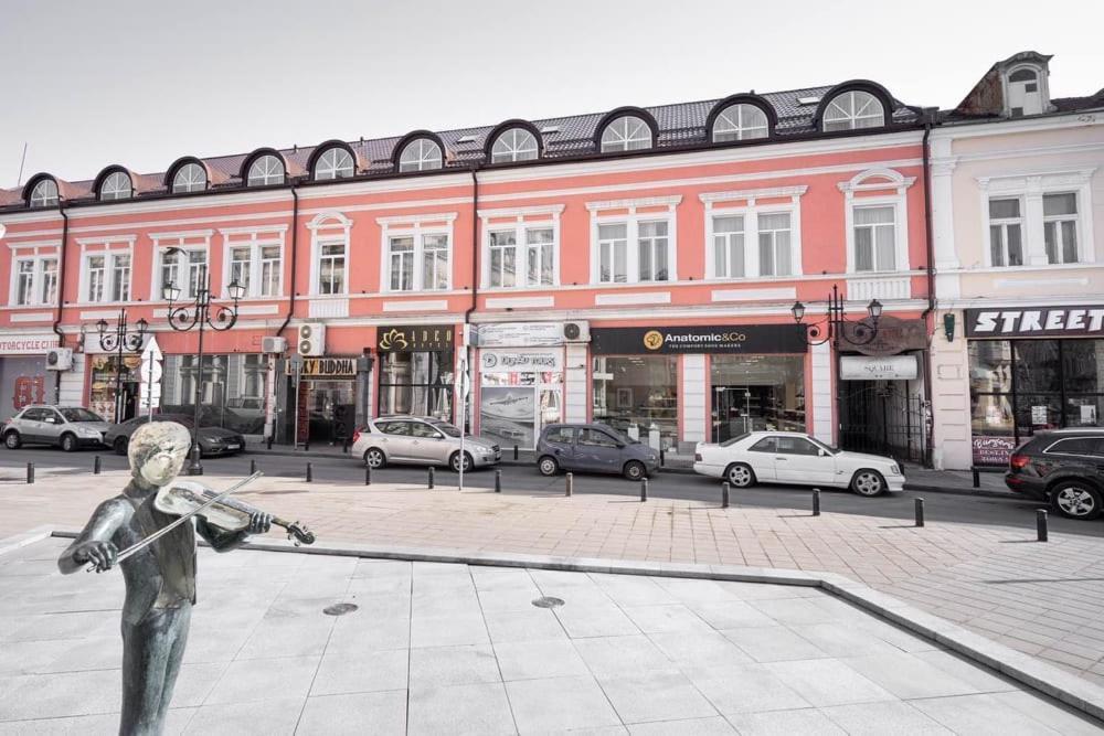 Adeo Hotel Ruse Exterior foto